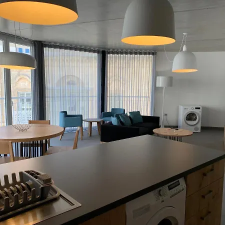 Village Point Apartman *